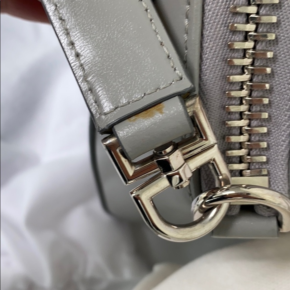 Givenchy mini Antigona in smooth grey leather - Picture 7 of 11